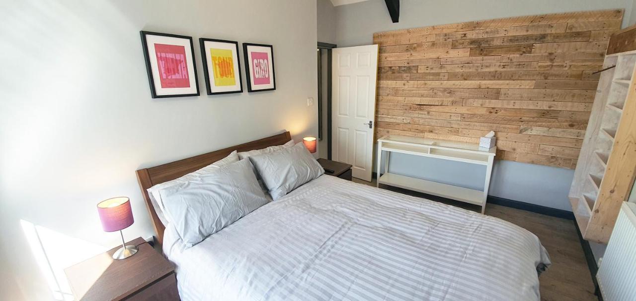 Cheddar Village Apartment المظهر الخارجي الصورة