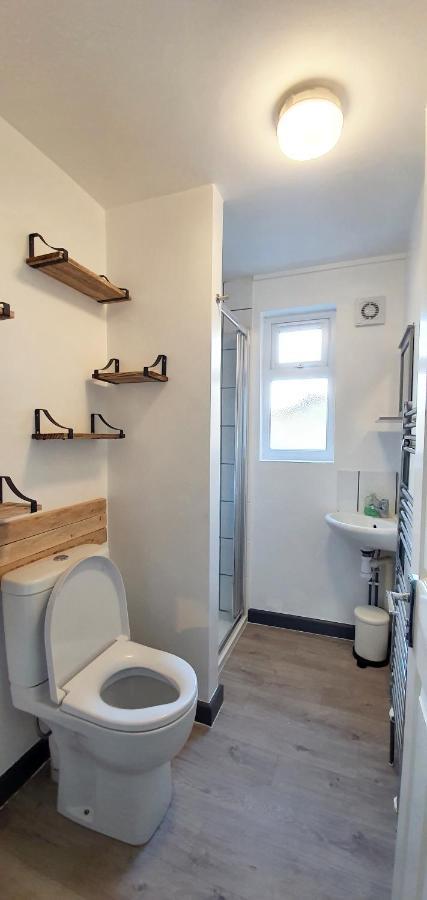 Cheddar Village Apartment المظهر الخارجي الصورة